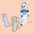 Big Paws by InfiniteShades